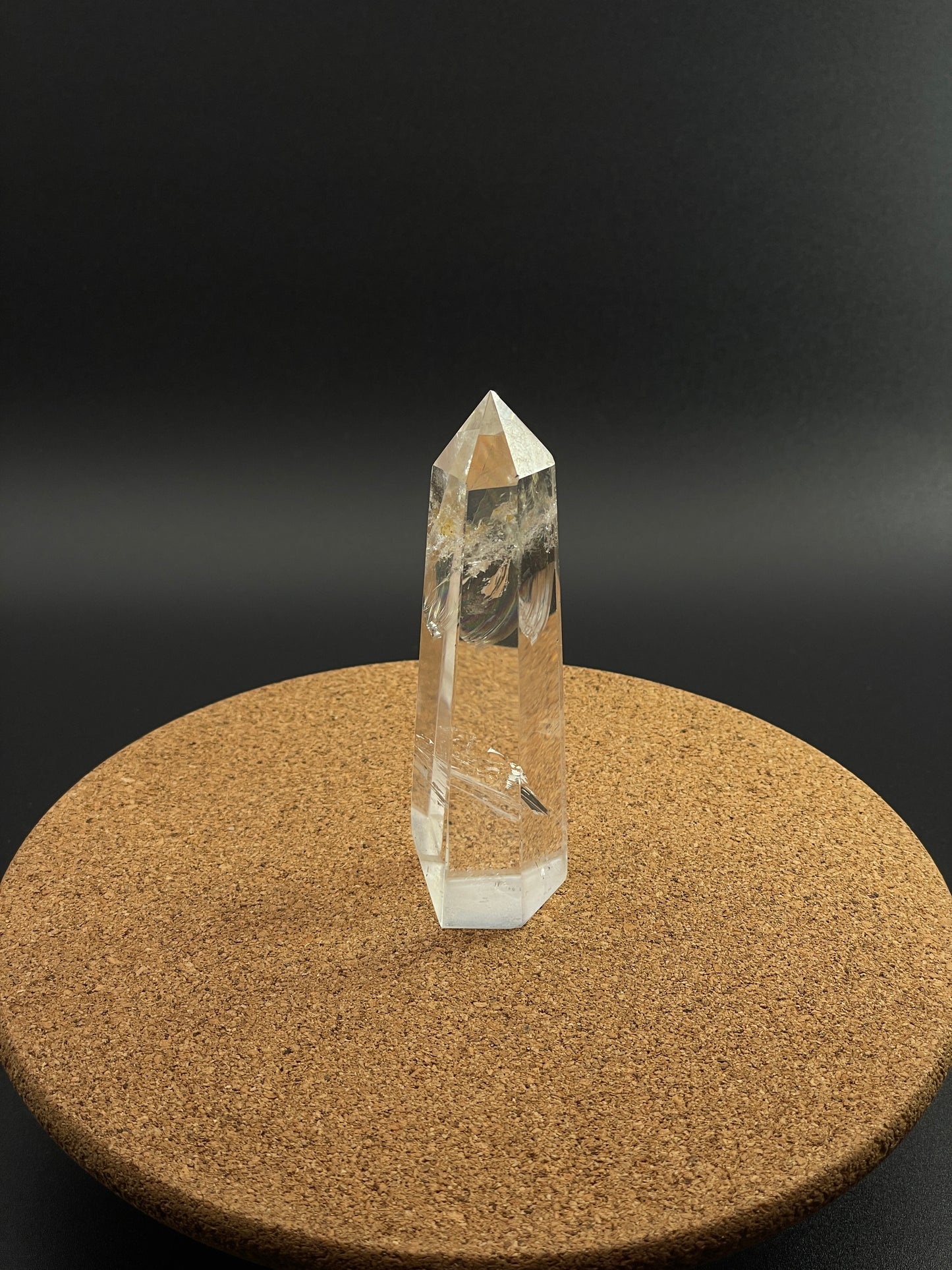 單尖彩虹水晶柱 Single-Terminated Rainbow Quartz