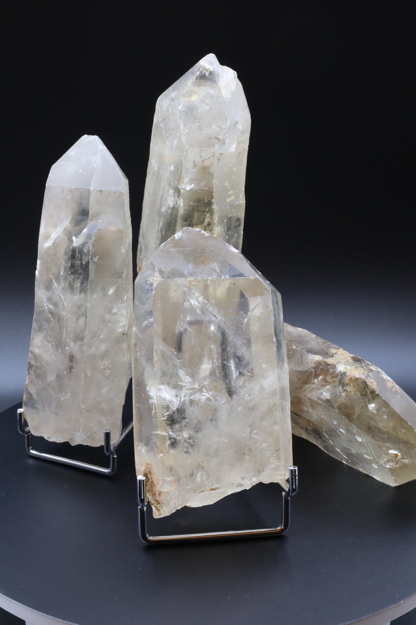 四柱白水晶陣 (Sacred Four-Pillar Clear Quartz Resonance Grid)