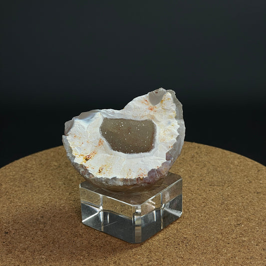 白水晶洞聚寶盆 Clear Quartz Geode
